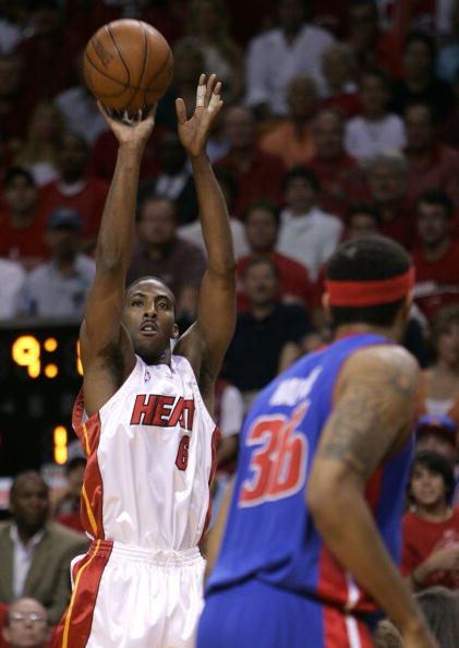 我愿意奉陪 我愿意奉陪