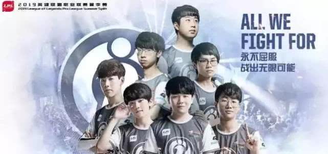 赛场最朴素 赛场最朴素